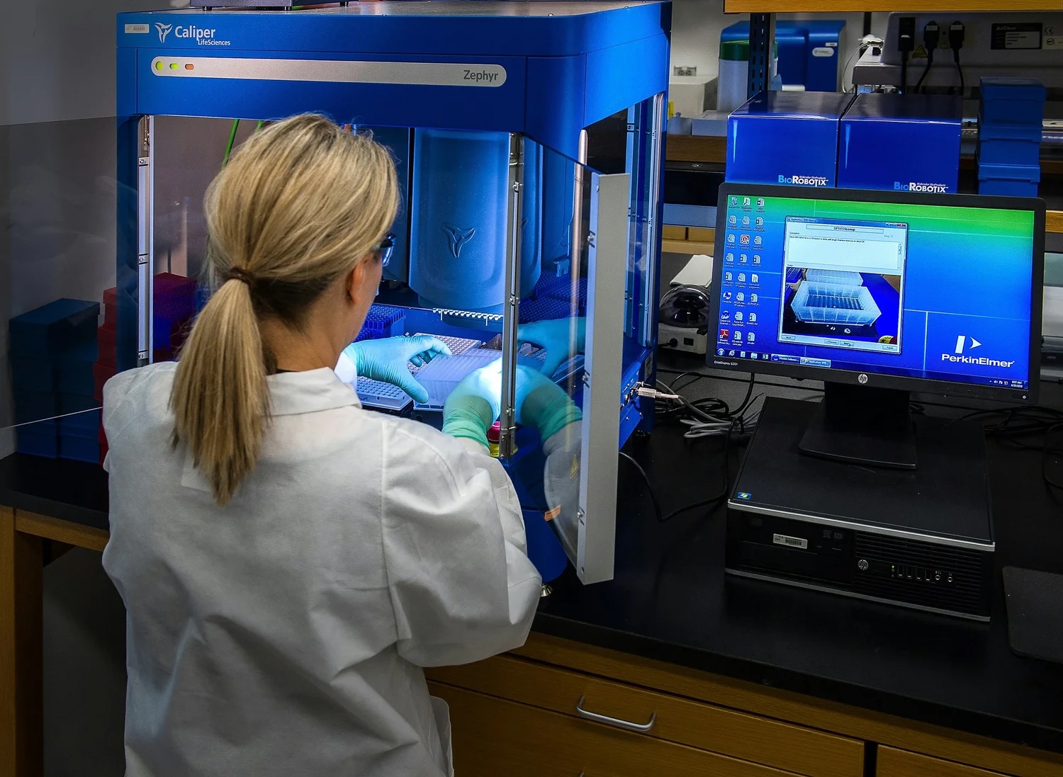 Laboratory analysis with modern research equipment